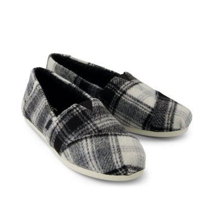 Alpargata Classic - Black Cozy Plaid Front View