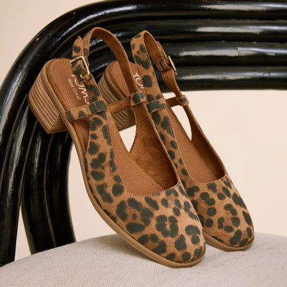 Laydown image of the brown sugar leopard Jaclyn Slingback heels