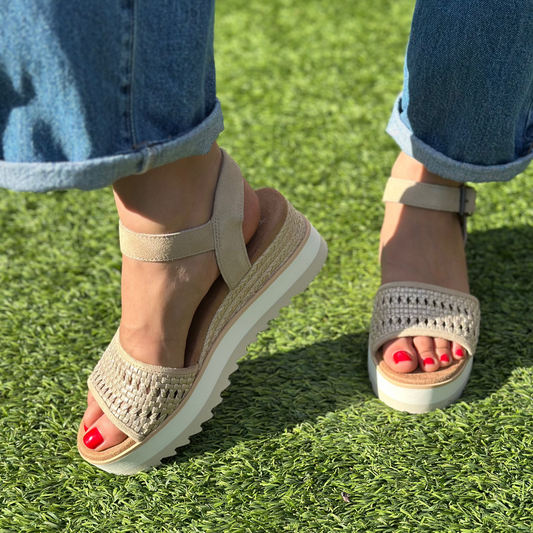diana wedge sandal with metallic basket weave upper up close detail shot